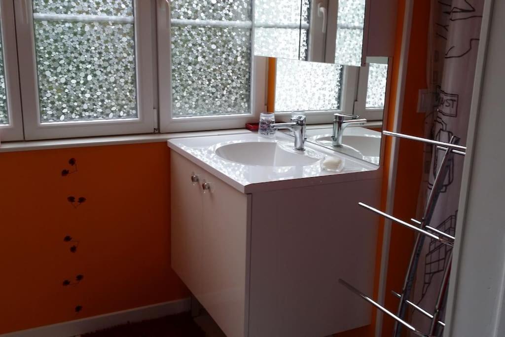 Chez Ghys Apartment Eaux Bonnes Bagian luar foto